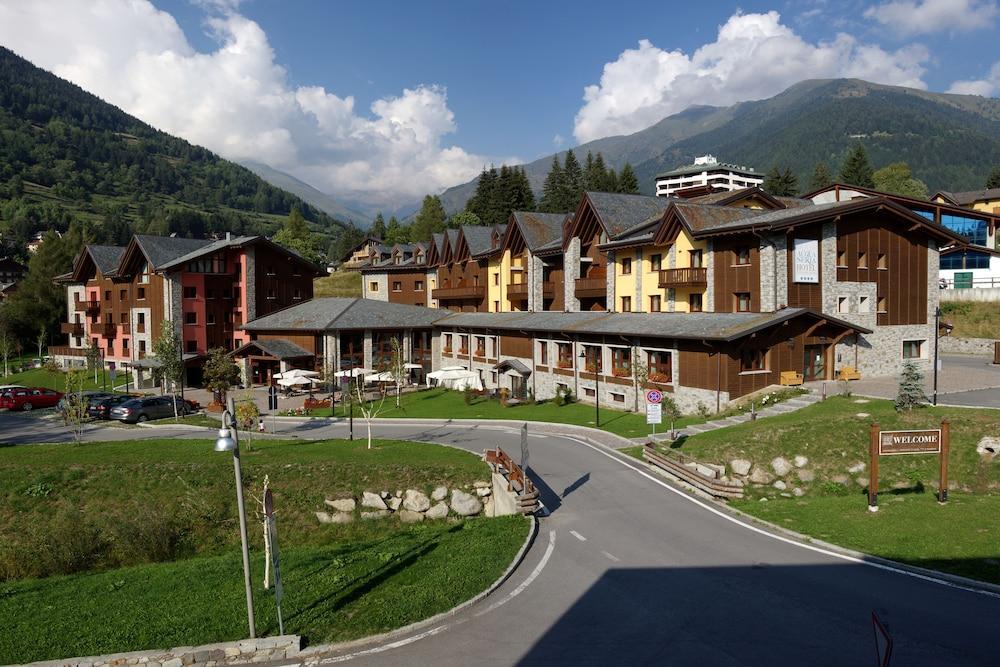 Blu Hotel Acquaseria Ponte Di Legno Kültér fotó