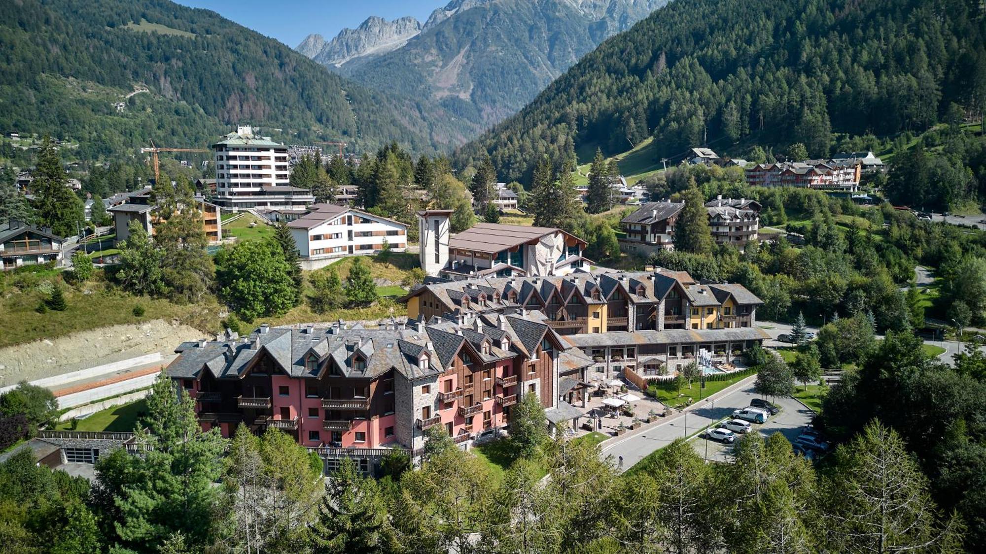 Blu Hotel Acquaseria Ponte Di Legno Kültér fotó