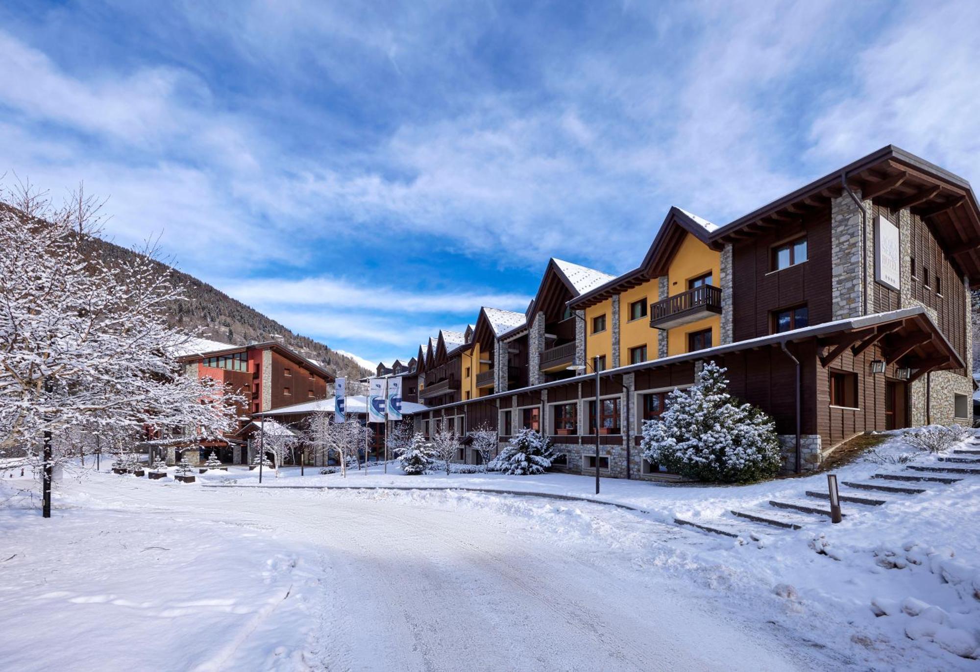 Blu Hotel Acquaseria Ponte Di Legno Kültér fotó